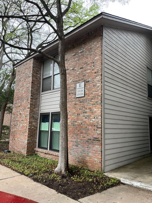 unit-223-3839 Dry Creek Dr, Austin, TX, 78731-4861 | Card Image