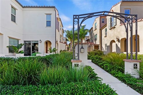 138 Borrego, Irvine, CA, 92618 | Card Image