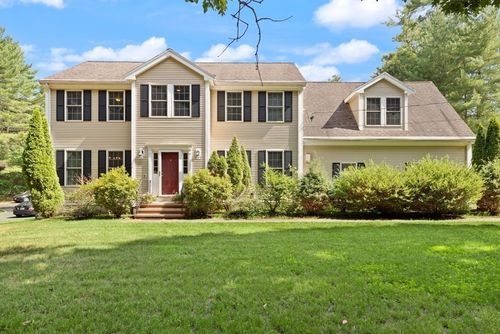 20 Grace Ln, Stoughton, MA, 02072-3860 | Card Image