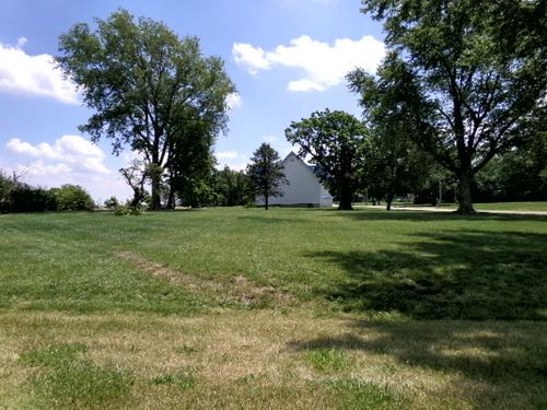 2515 Church St, Clinton, IL, 61727-9663 | Card Image