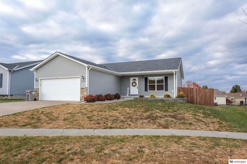 4120 W Thatcher Circle, Lincoln, NE, 68528 | Card Image