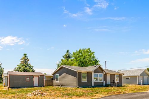 101 S 2nd St, Roberts, MT, 59070 | Card Image