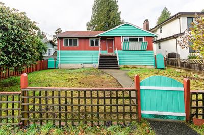 1835 Westview Dr, House other with 4 bedrooms, 2 bathrooms and 4 parking in North Vancouver BC | Image 1