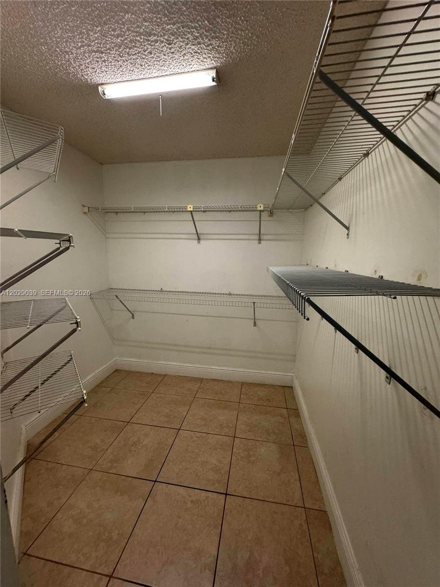Residential Lease in Miami 4