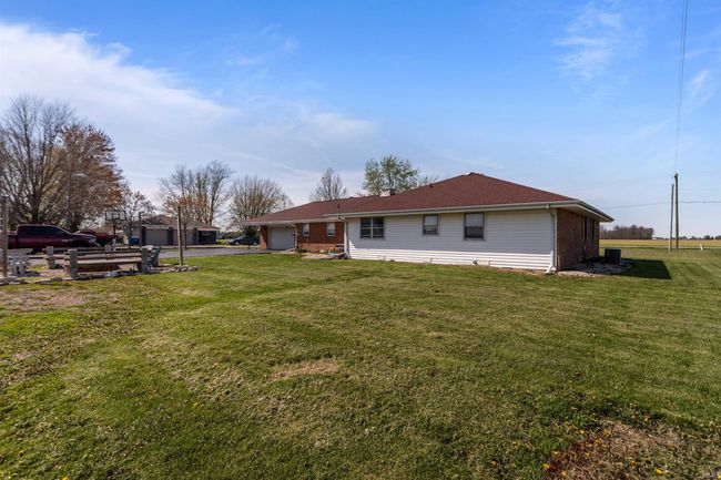 5135 W 100 N, House other with 3 bedrooms, 3 bathrooms and null parking in Kokomo IN | Image 35