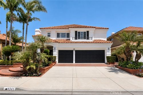 9341 Power Dr, Huntington Beach, CA, 92646-7236 | Card Image