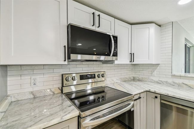 13909 Berkowitz Ave, House other with 3 bedrooms, 2 bathrooms and null parking in Hudson FL | Image 10