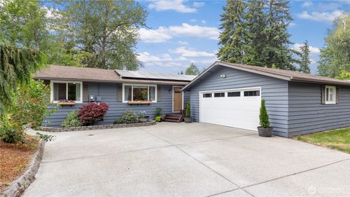 17212 Spruce Way, Lynnwood, WA, 98037-7426 | Card Image