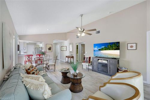 14871 Crescent Cove Dr, Fort Myers, FL, 33908-4999 | Card Image