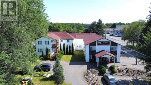 78 Lincoln Rd, Grand Falls-Windsor, NL, A2A1N2 | Card Image