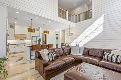 610 Dogwood Way, Burns, TN, 37029-5208 | Card Image