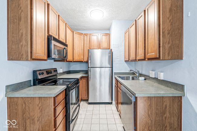 APT-106 - 5347 N College Ave, Condo with 2 bedrooms, 2 bathrooms and null parking in Indianapolis IN | Image 18