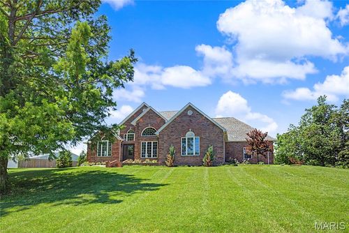 250 Corvette Rose Ln, Jackson, MO, 63755-6827 | Card Image
