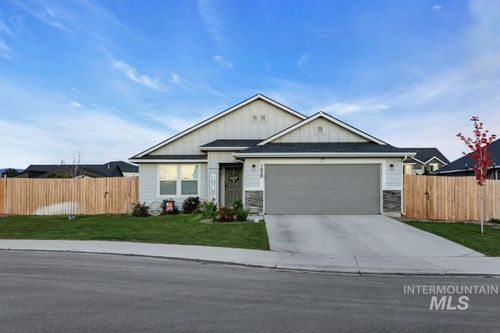 1820 Sw Sparrow Pl, Mountain Home, ID, 83647-2856 | Card Image