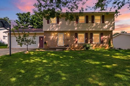 1685 Honeysuckle Dr, Mansfield, OH, 44905-2371 | Card Image