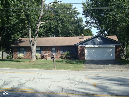 4334 W Fairview Rd, Greenwood, IN, 46142-7765 | Card Image