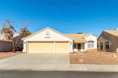 3760 Yorba Linda Dr, Las Vegas, NV, 89122-4704 | Card Image