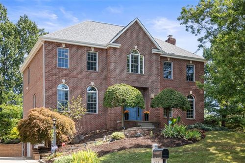 622 Oswego Dr, Gibsonia, PA, 15044-8049 | Card Image