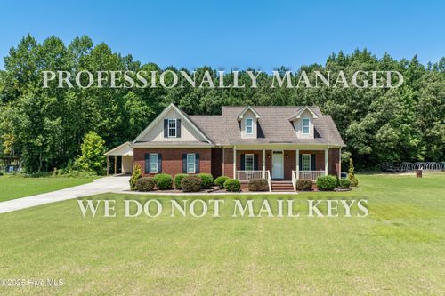 6654 Colleen Rd, Rocky Mount, NC, 27803-8135 | Card Image