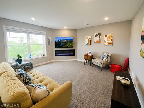 b-10918 Yalta Street Ne, Blaine, MN, 55449 | Card Image