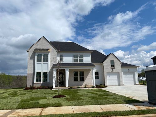 7404 Black Fox Dr, Fairview, TN, 37062-2032 | Card Image