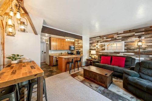 28-1410 Ski Run Blvd, South Lake Tahoe, CA, 96150-8603 | Card Image