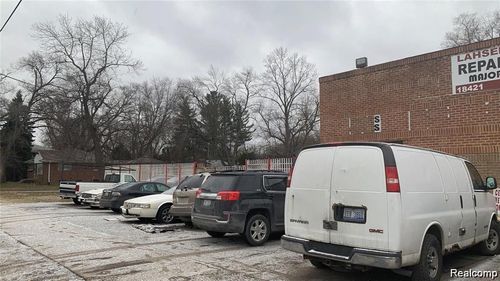 18421 Lahser Rd, Detroit, MI, 48219-2315 | Card Image