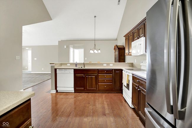 All appliances stay | Image 12