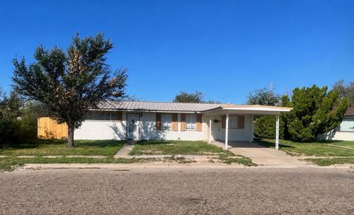 705 N Orient St, Fort Stockton, TX, 79735-5827 | Card Image