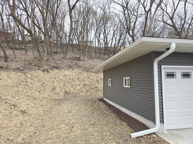 exterior5.jpg | Image 8