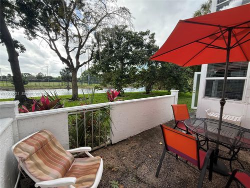 109-4270 Nw 40th St, LAUDERDALE LAKES, FL, 33319-4836 | Card Image