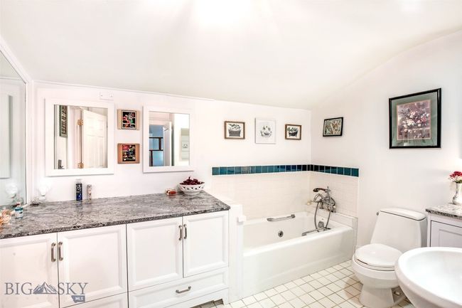 full bath | Image 15