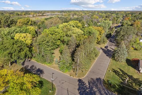 1650 89th Ave N, Brooklyn Park, MN, 55444-1223 | Card Image