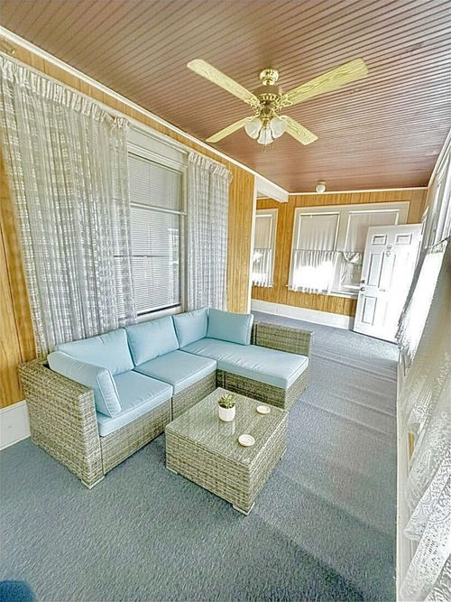 763 Saint Anthony Ave, Saint Paul, MN, 55104-4848 | Card Image