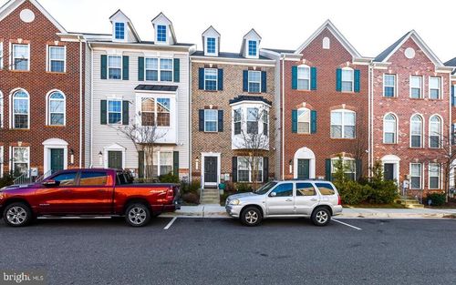 9553 Weshurst Ln, UPPER MARLBORO, MD, 20774-2434 | Card Image