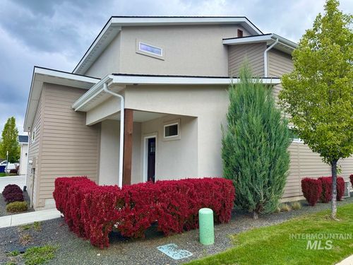 76 E Ranch Dr, Eagle, ID, 83616-5025 | Card Image