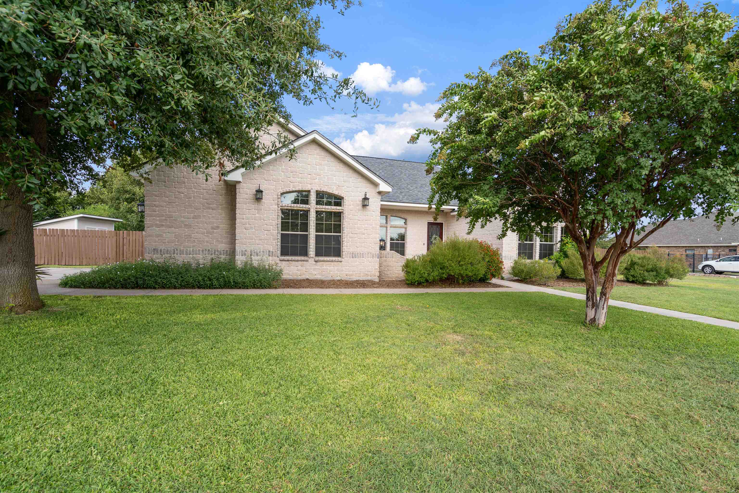 Residential in Del Rio 4
