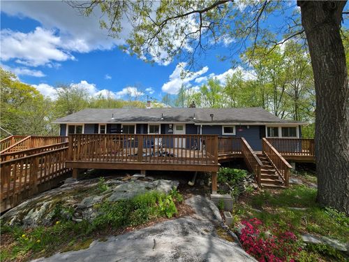 29 Parker St, Chepachet, RI, 02814-2340 | Card Image
