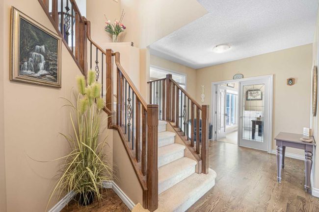 116 Heritage Lake Shores, Home with 4 bedrooms, 3 bathrooms and 6 parking in Heritage Pointe AB | Image 5