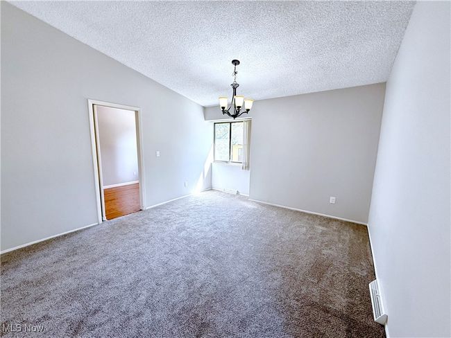 953 Hampton Ridge Dr, Condo with 2 bedrooms, 2 bathrooms and null parking in Akron OH | Image 12