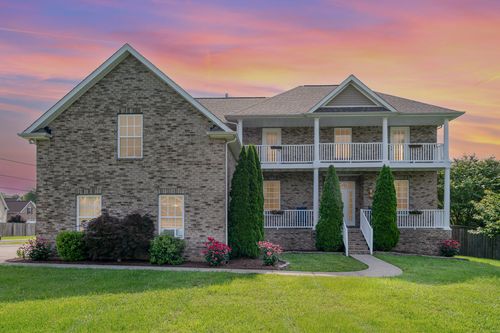 300 Remington Ave, Gallatin, TN, 37066-7535 | Card Image