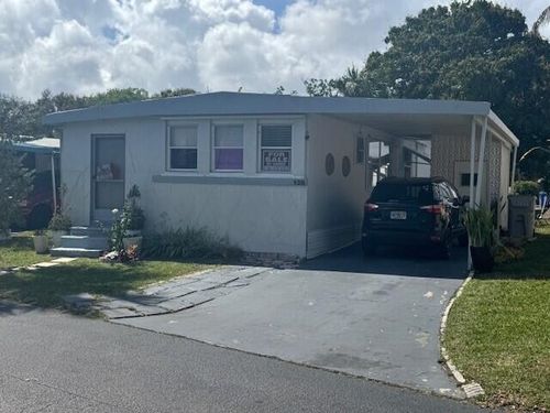 128 Havenwood Dr, Pompano Beach, FL, 33064-5254 | Card Image