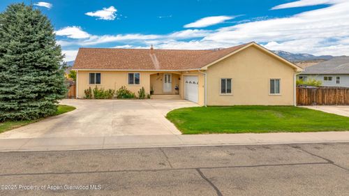 1557 Anvil View Ave, Rifle, CO, 81650-3653 | Card Image