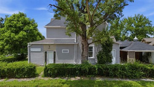 678 Gregg Ave, Bridgeville, PA, 15017-2166 | Card Image