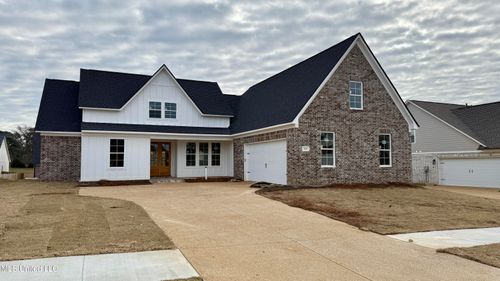 3162 Autumn Wind Dr, Hernando, MS, 38632-1049 | Card Image