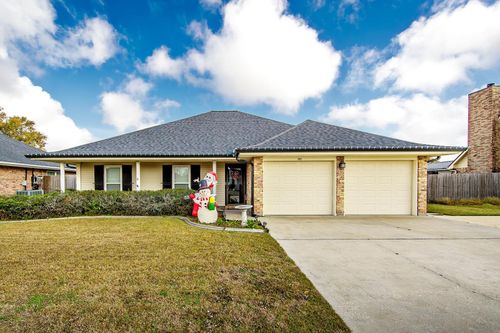 302 Lancaster Dr, Houma, LA, 70360-7130 | Card Image