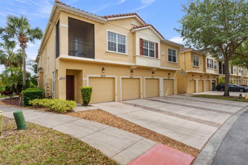 2835 Oakwater Dr, KISSIMMEE, FL, 34747 | Card Image