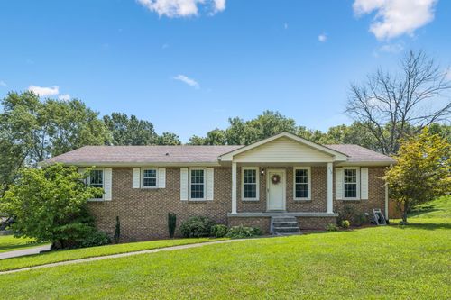 212 Jackson Trl, Mount Juliet, TN, 37122-3234 | Card Image