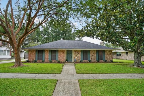 932 Daventry Dr, Baton Rouge, LA, 70808-5829 | Card Image