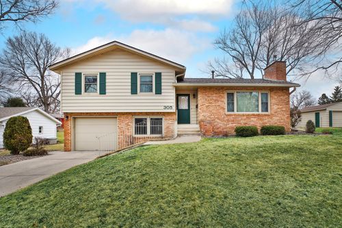 305 12th St Se, Waseca, MN, 56093-3842 | Card Image